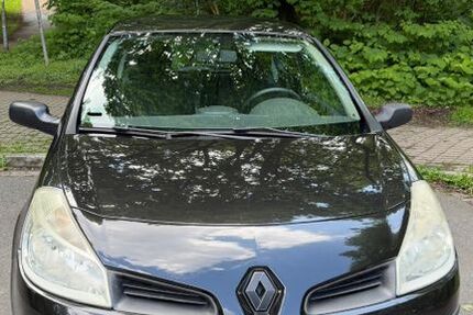 Renault Clio 184.000 km 1.999 &euro; Essen 45357