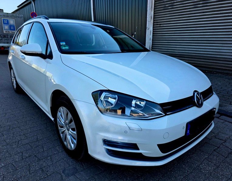 VW Golf 269.000 km 4.950 &euro; Oberhausen 46149