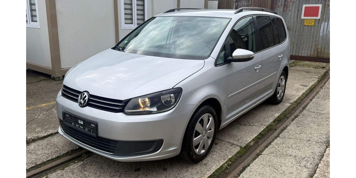 VW Touran 196.000 km 5.790 &euro; Hattingen 45525