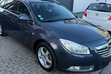 Opel Insignia 216.000 km 2.000 &euro; Essen 45143