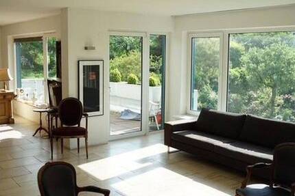 Großzügige 4-Zimmer-Wohnung mit 2 Balkonen und Einzelgarage in Essen-Stadtwald - provisionsfrei 4 zimmer