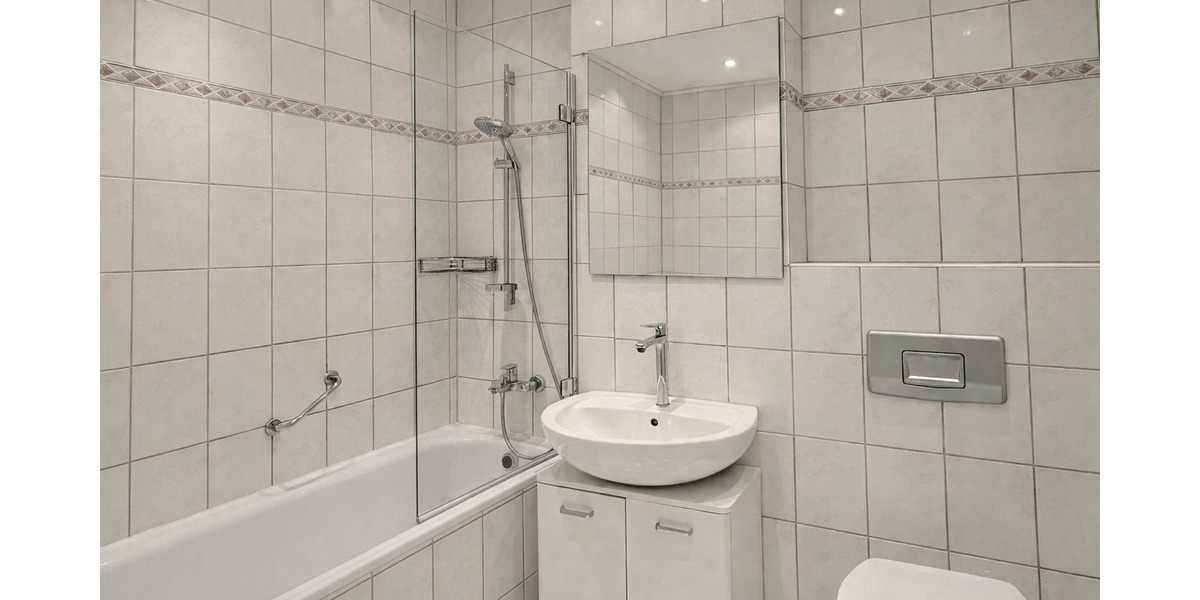 Etagenwohnung Ratingen Zentrum - 3 Zimmer, 72 m&sup2;, 239.000&euro; | Angebot:25738943