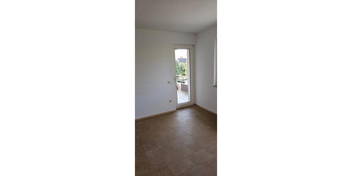 3 12 Raum DG-Wohnung in Gelsenkirchen-Erle mit Balkon 3.5 zimmer