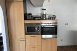 Schickes DG-Appartement mit TOP-Einbauküche und Badewanne 1 zimmer