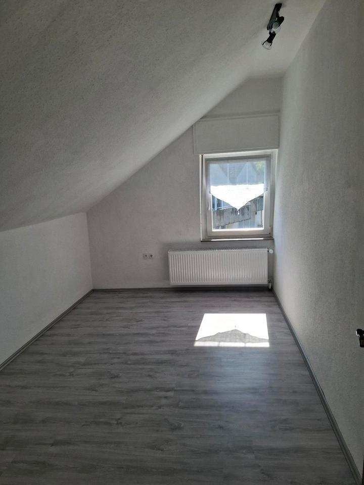 Gemütliche 3-Zimmer Wohnung in Dortmund Kirchlinde zimmer