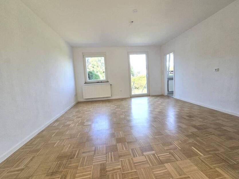 Gelegenheit!! Attraktive Doppelhaushälfte auf großem Erbpachtgrundstück
