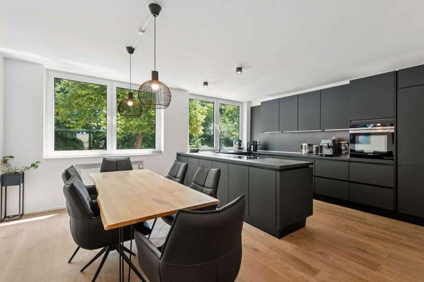 Wohnung zum Kaufen in Düsseldorf Rath 549.000 € 110 m²