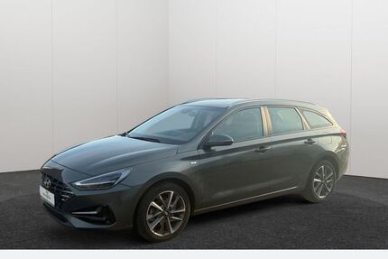 Hyundai i30 44.229 km 19.690 &euro; Castrop-Rauxel 44575
