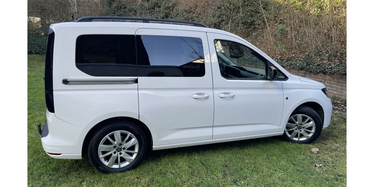 VW Caddy 64.000 km 24.900 &euro; Essen 45136