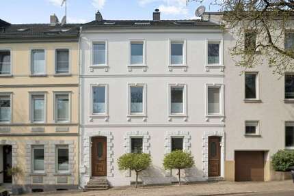 Haus Essen Stadtbezirk IX - 6 Zimmer, 329 m&sup2;, 1.690.000&euro; | Angebot:26695785