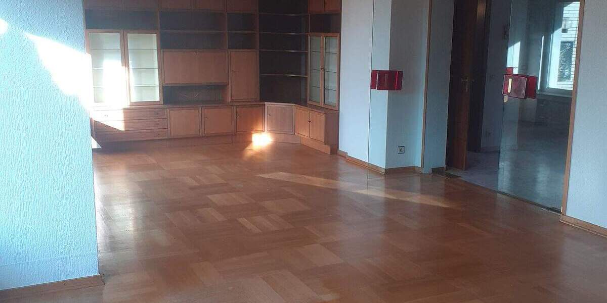 Mehrfamilienhaus, Wohnhaus Essen Burgaltendorf - 5 Zimmer, 156 m&sup2;, 590.000&euro; | Angebot:23969347