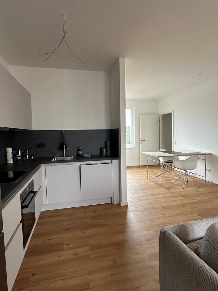 Bezugsfertige Wohnung - Einfach Möbel rein und Füße hoch! zimmer