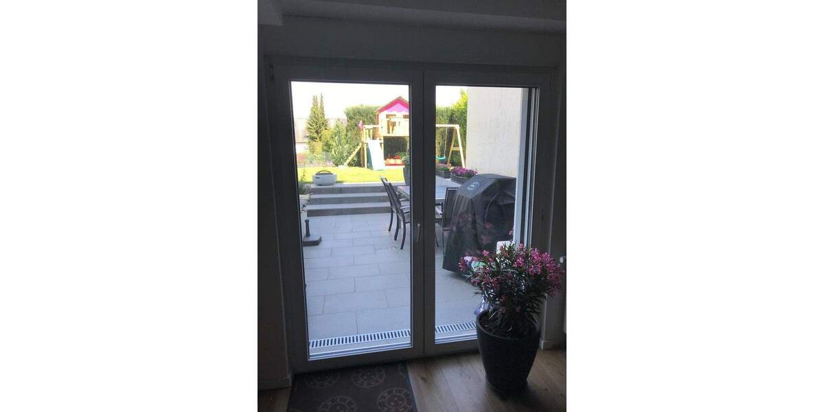 Etagenwohnung Essen Frohnhausen - 4 Zimmer, 98 m&sup2;, 308.000&euro; | Angebot:25755928