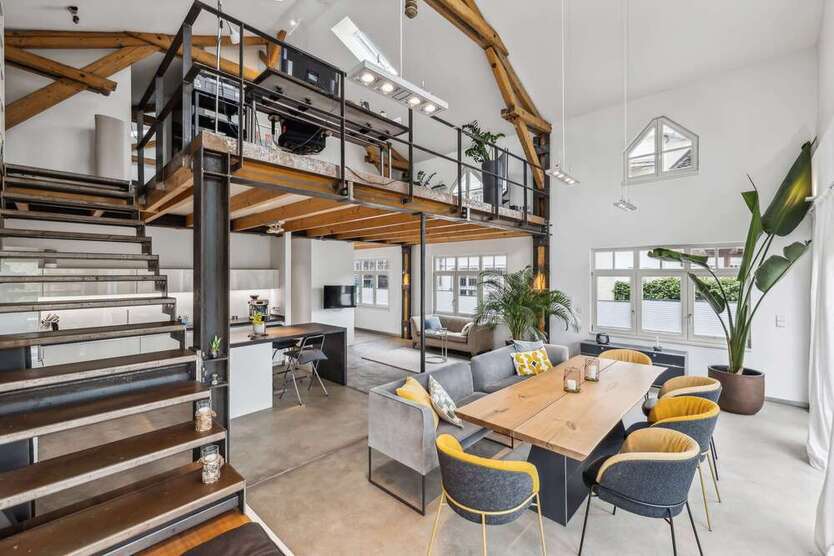 Haus zum Kaufen in Essen 1.090.000 € 195 m²