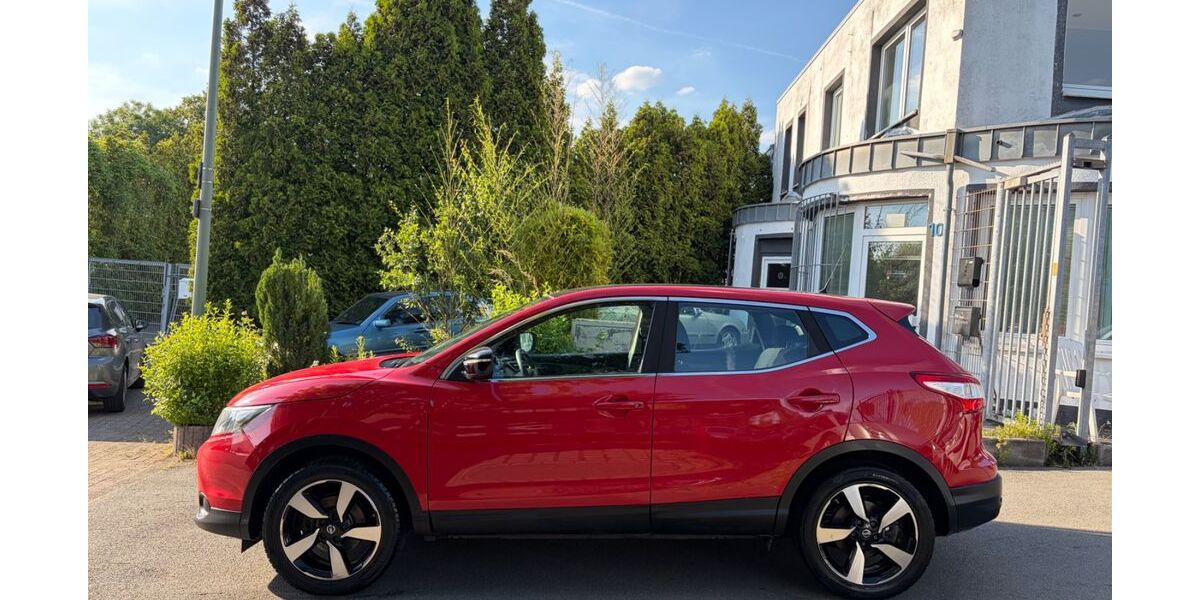 Nissan Qashqai 98.000 km 8.900 &euro; Essen 45326