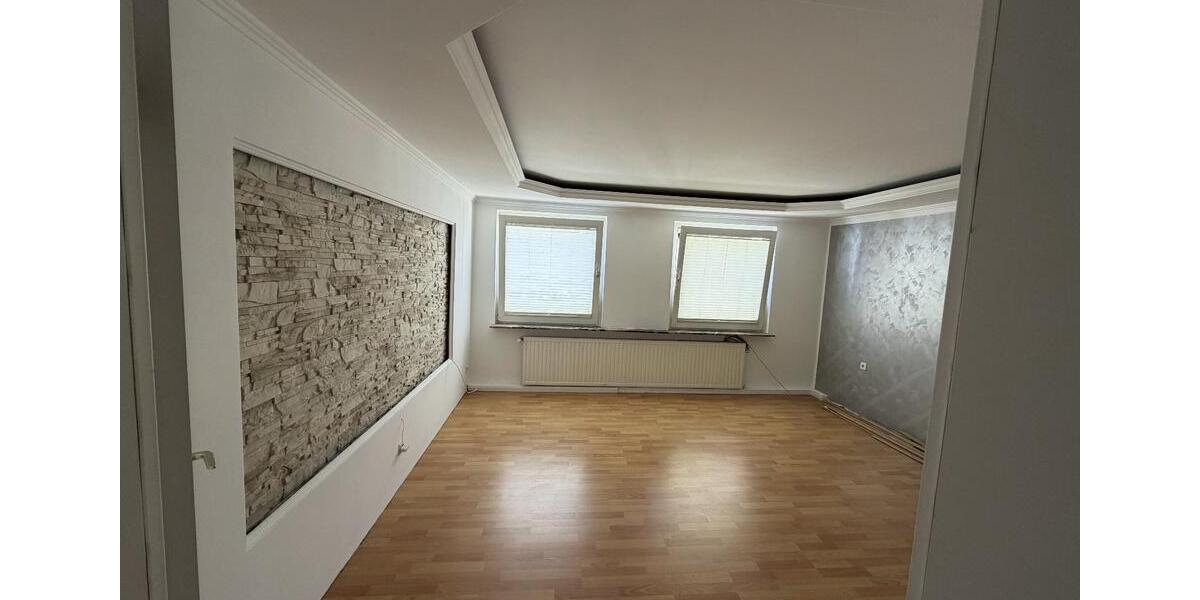 Etagenwohnung Wuppertal Gemarkung Langerfeld - 4 Zimmer, 99 m&sup2;, 220.000&euro; | Angebot:27467550