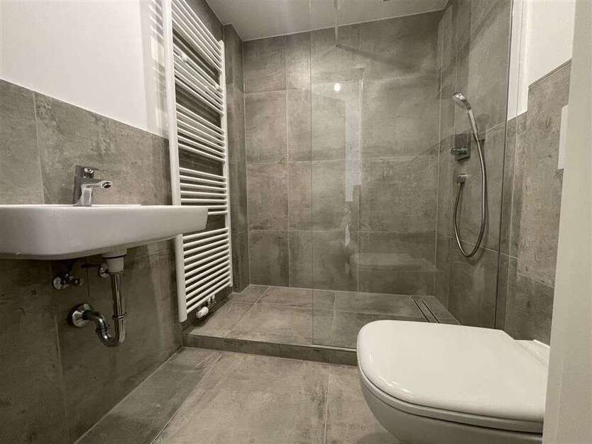 Wohnung zum Mieten in Düsseldorf 745 € 31.49 m²