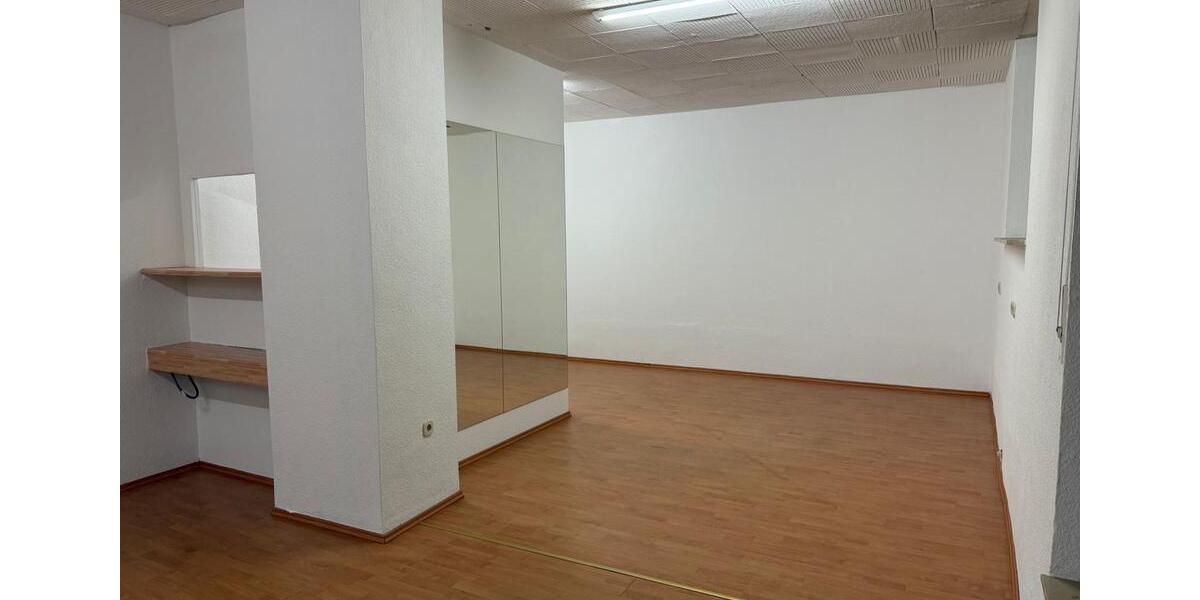 Gewerbeobjekt Essen Stadtbezirk III - 700&euro; | Angebot:26439366