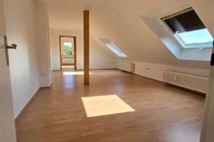 Wohnung Bochum Bochum-Südwest - 1 Zimmer, 45 m&sup2;, 415&euro; | Angebot:24837925