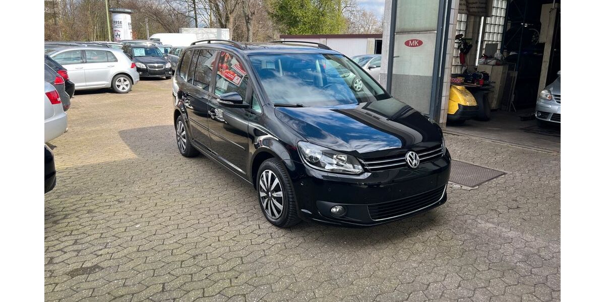 VW Touran 209.000 km 6.980 &euro; Essen 45141