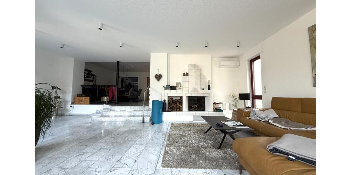 Erdgeschosswohnung mit Kamin, Sauna, Fußbodenheizung und zentraler Lage in Gladbeck | ca. 135 m² 3 zimmer