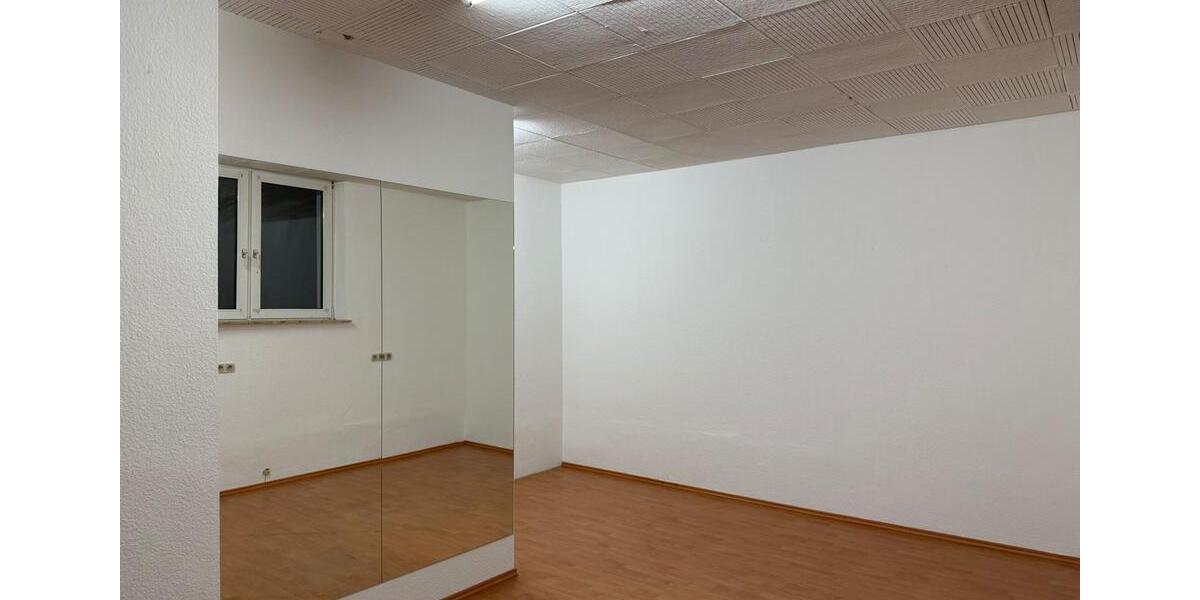 Gewerbeobjekt Essen Stadtbezirk III - 700&euro; | Angebot:26439366