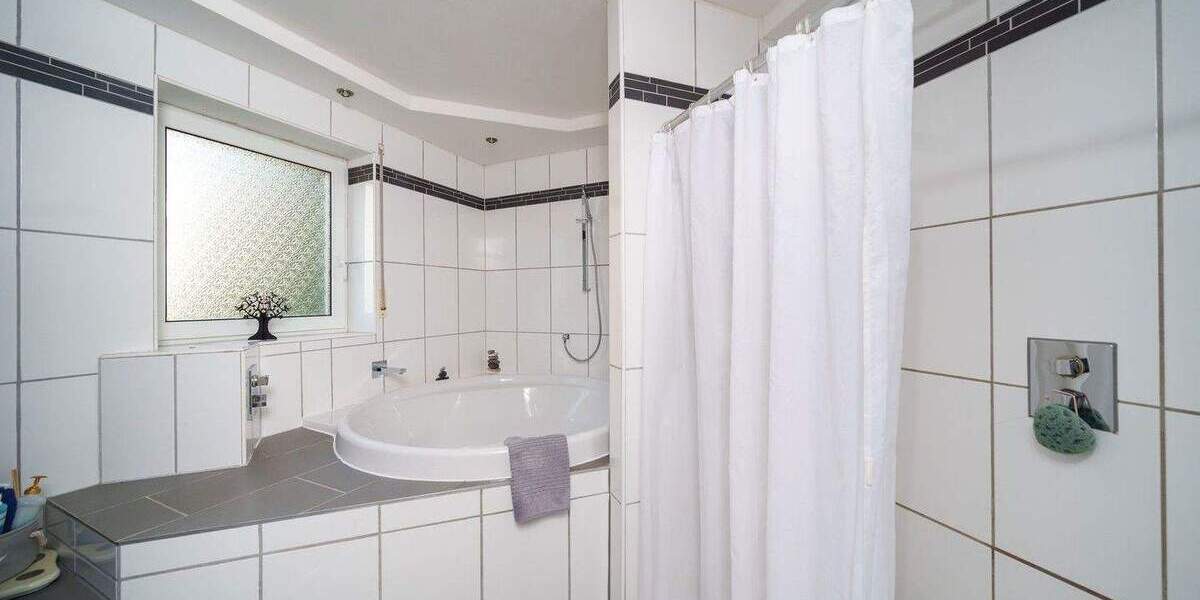 Großzügige Wohnung über 3 Etagen in Bochum LindenDahlhausen 8 zimmer