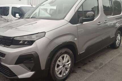 Peugeot Rifter 29.999 km 28.999 € Gelsenkirchen 45892