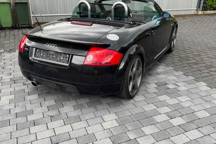 Audi TT 174.000 km 6.000 &euro; Oberhausen 46049