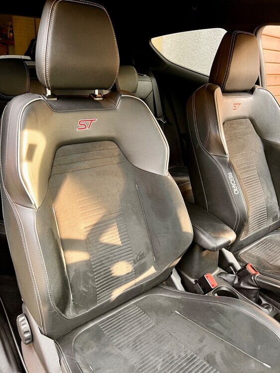 Ford Fiesta ST 65.700 km 15.450 € Krefeld 47798