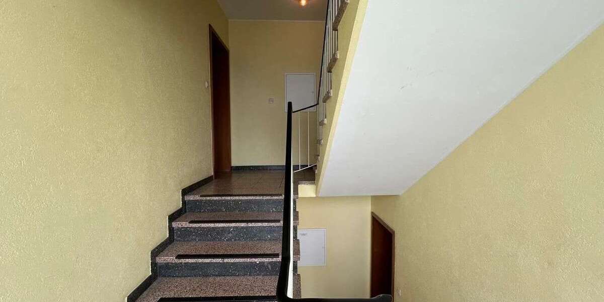 Etagenwohnung Velbert Pöthen - 3 Zimmer, 65 m&sup2;, 540&euro; | Angebot:26460638