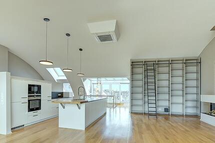 Haus Düsseldorf Pempelfort - 4 Zimmer, 234 m&sup2;, 4.200&euro; | Angebot:24803544