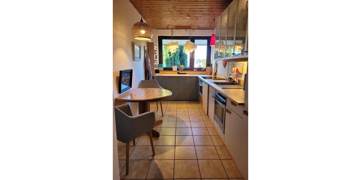 Haus mit großem Garten in Mülheim-Dümpten in Spielstraße 6 zimmer