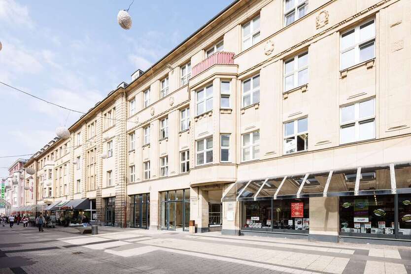 Halle in Wuppertal 1.990 € 800 m²
