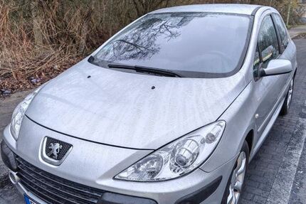 Peugeot 307 135.000 km 2.000 &euro; Essen 45357