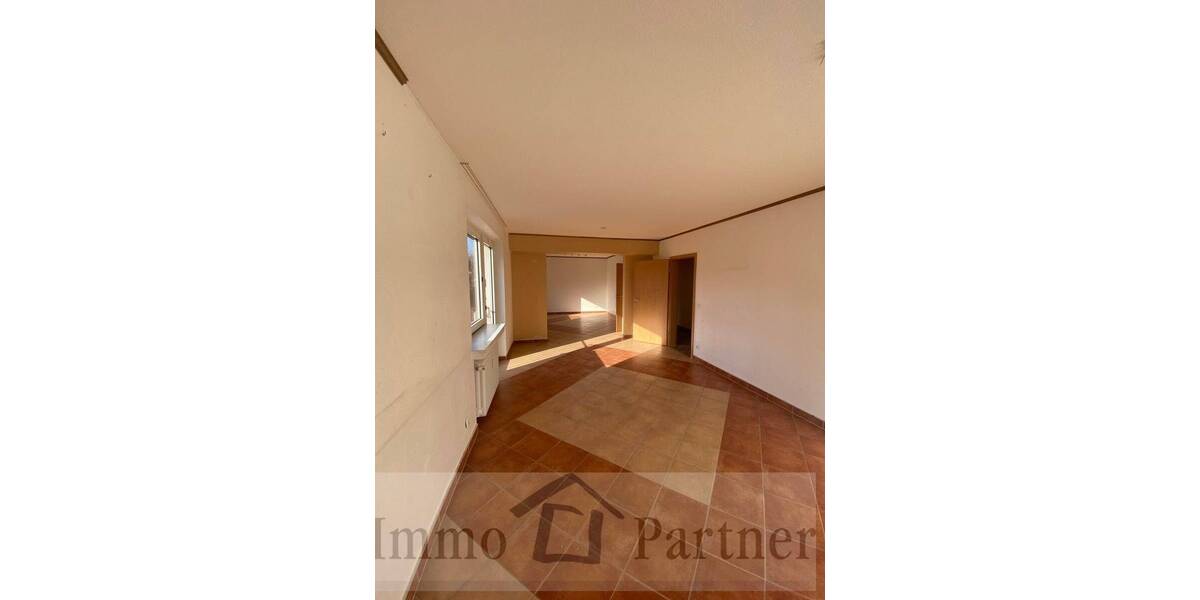 Etagenwohnung Duisburg / Aldenrade Aldenrade - 4 Zimmer, 118 m&sup2;, 158.000&euro; | Angebot:23982412