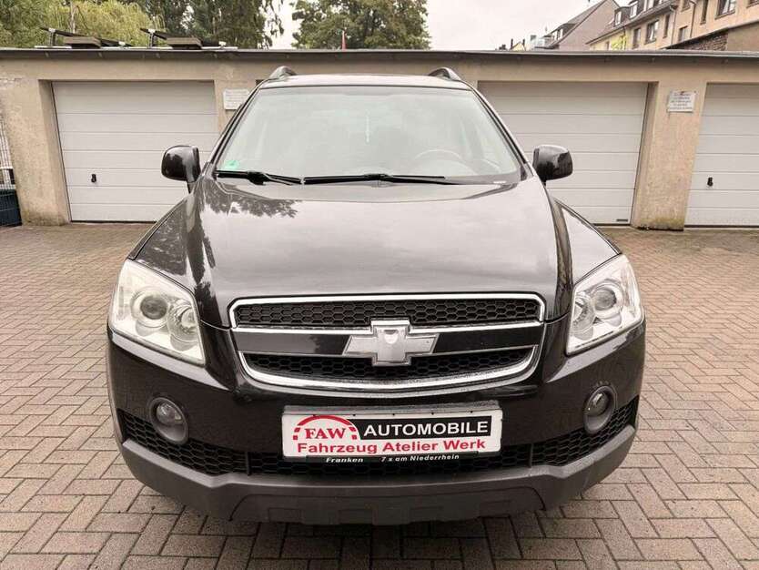 Chevrolet Captiva 97.000 km 5.999 € Essen 45356