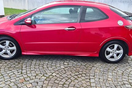 Honda Civic 91.000 km 5.900 &euro; Recklinghausen 45665