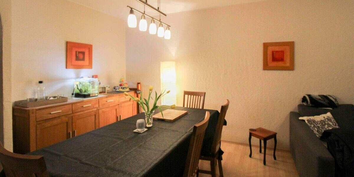 Reihenmittelhaus Duisburg Neumühl - 4 Zimmer, 110 m&sup2;, 255.000&euro; | Angebot:25691490