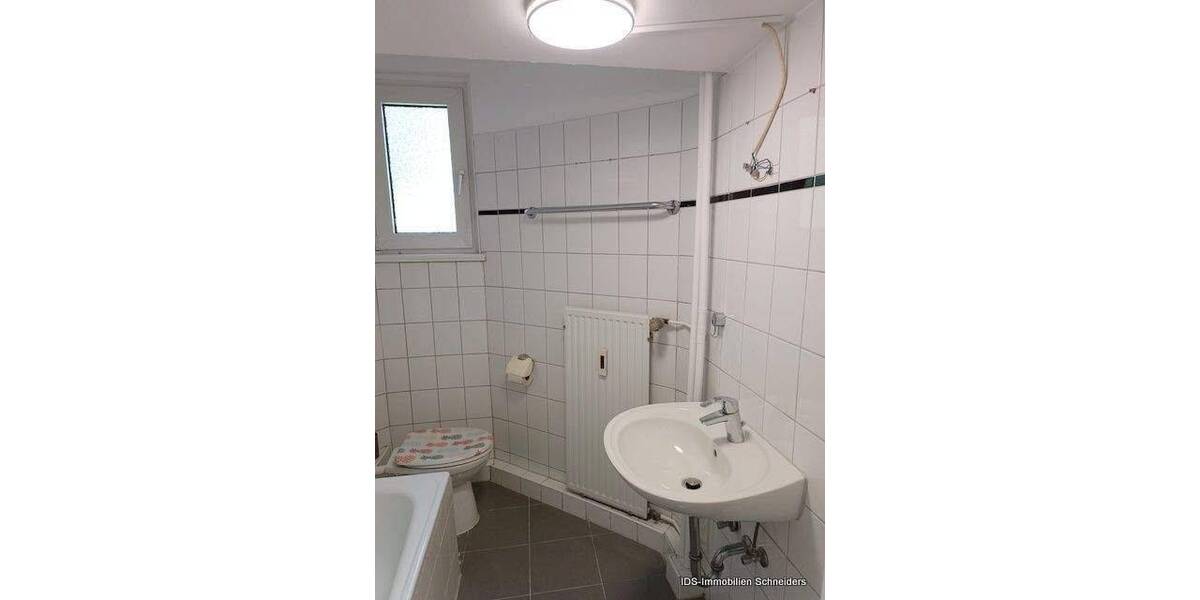 Etagenwohnung Essen Bergerhausen - 2 Zimmer, 43 m&sup2;, 410&euro; | Angebot:26919983