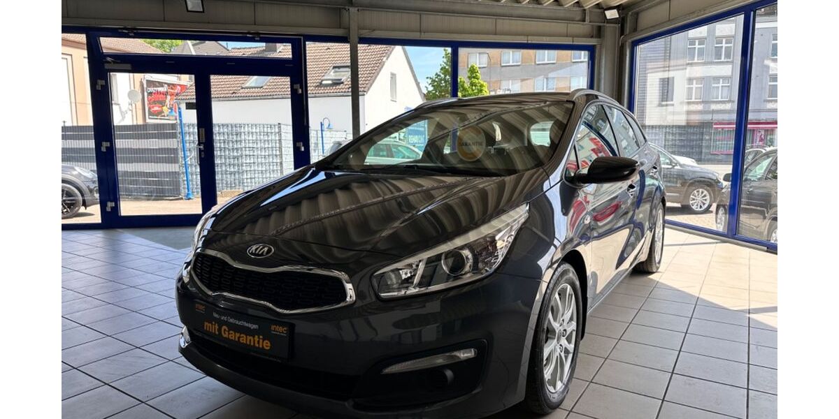 Kia ceed Sportswagon 106.000 km 8.690 &euro; Bochum 44809