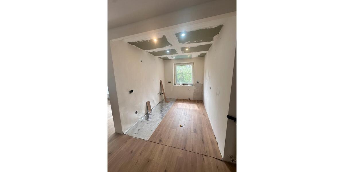 Dachgeschoßwohnung Hattingen - 2.5 Zimmer, 63 m&sup2;, 850&euro; | Angebot:26413523