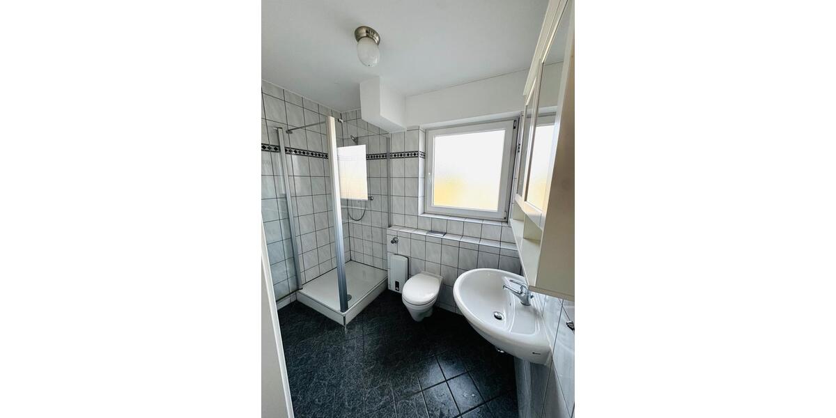 Gepflegtes Reihenmittelhaus in Moers-Repelen am Jungbornpark 4 zimmer