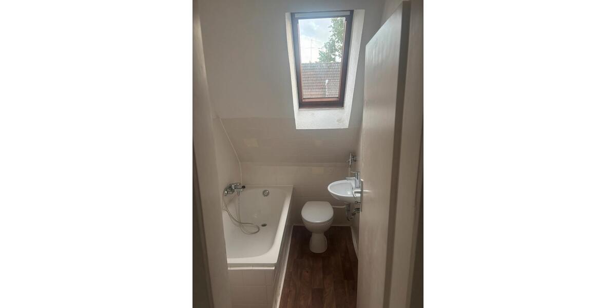 Dachgeschoßwohnung Gladbeck Brauck - 2 Zimmer, 36 m&sup2;, 500&euro; | Angebot:26478512