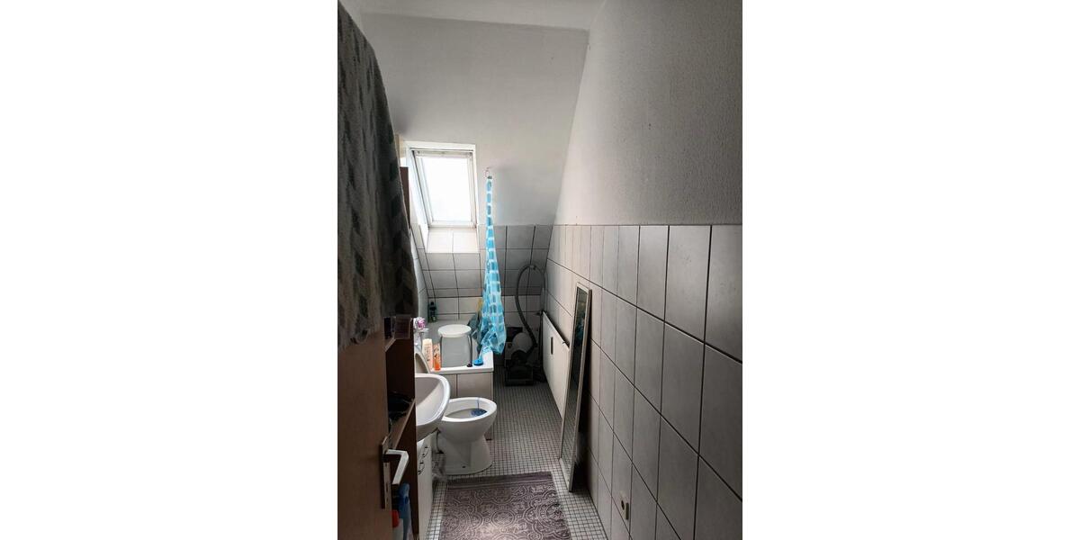 Dachgeschoss Wohnung zu verkaufen 2.5 zimmer