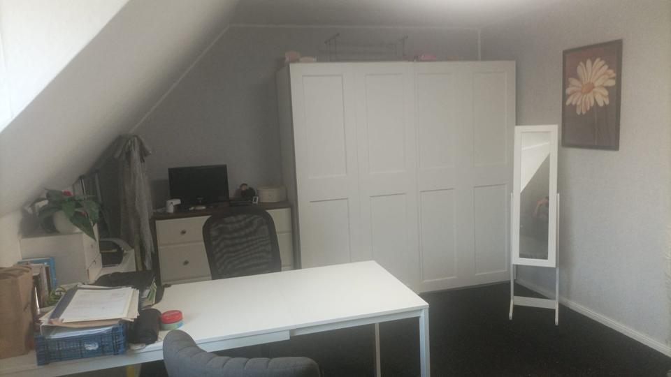 Reihenhaus Duisburg Ruhrort - 5 Zimmer, 120 m&sup2;, 350.000&euro; | Angebot:25590300