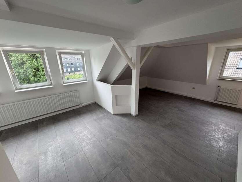Wohnung zum Mieten in Wuppertal Cronenberg 690 € 80 m²