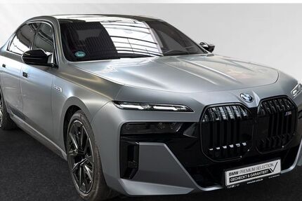 BMW M760 10.597 km 113.900 &euro; Moers 47441