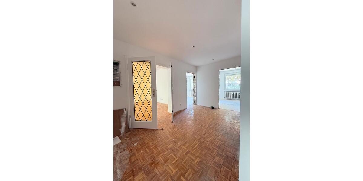 Etagenwohnung Wuppertal Lichtenplatz - 3 Zimmer, 100 m&sup2;, 1.490&euro; | Angebot:26372701