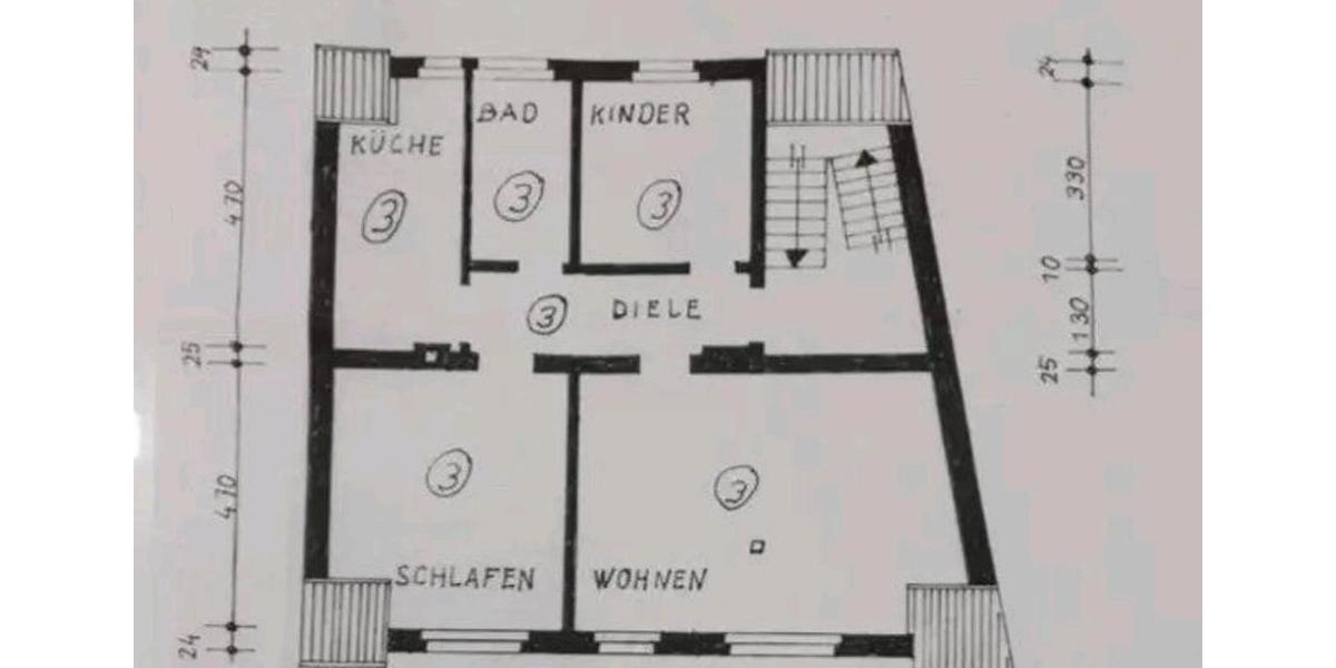 Dachgeschoßwohnung Duisburg Essenberg - 3.5 Zimmer, 83 m&sup2;, 900&euro; | Angebot:26702245